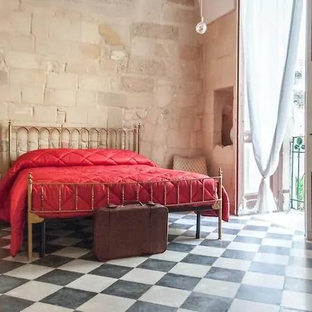 Donna Adelaide - Centro Storico Apartamento