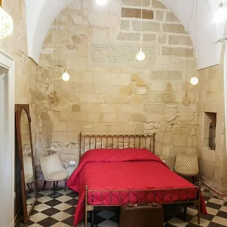Donna Adelaide - Centro Storico Apartamento Lecce